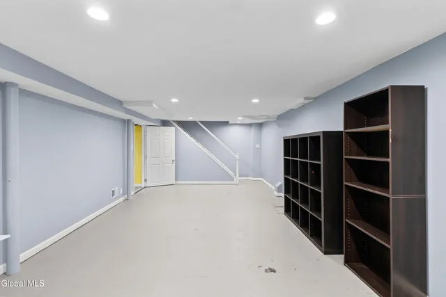 $405,000 | 9 Van Dyke Avenue, Amsterdam, NY 12010