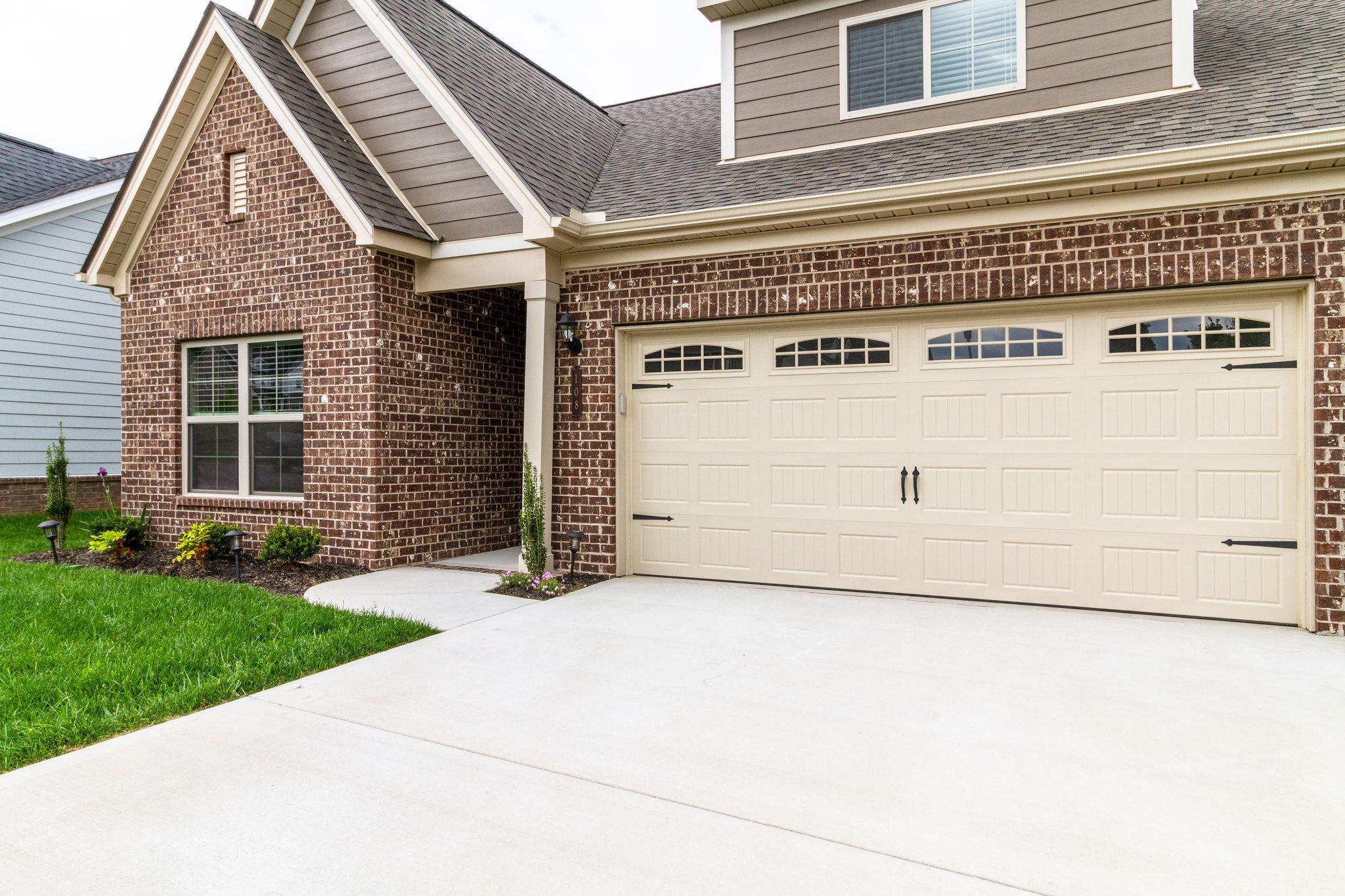 108 Szilard Street Oak Ridge, TN 37830 - Photo 4 of 27 D61A599B-2FDD-4BF1-9858-5293598D5E5E