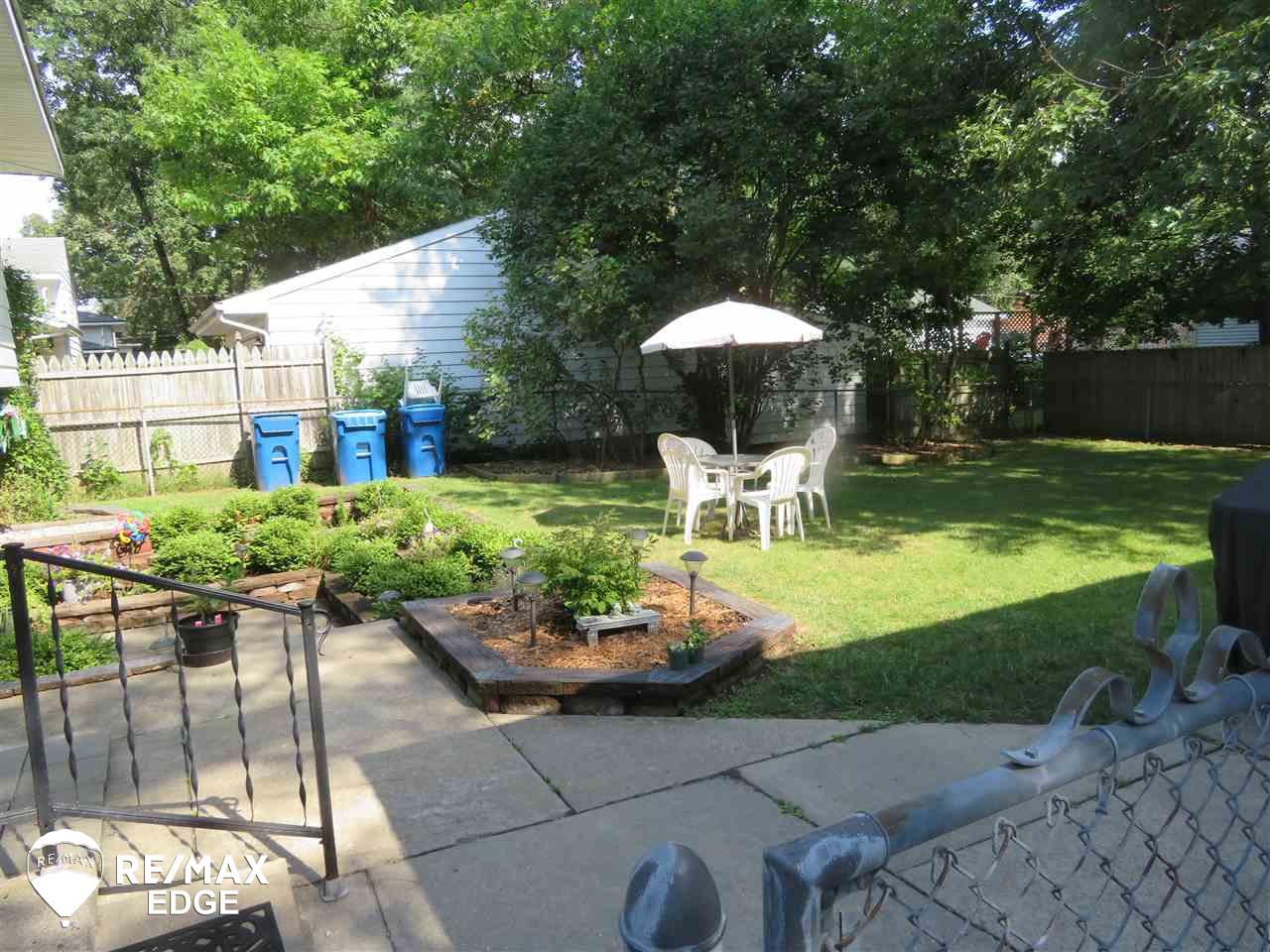 929 North Road Fenton, MI 48430 - Photo 32 of 33
