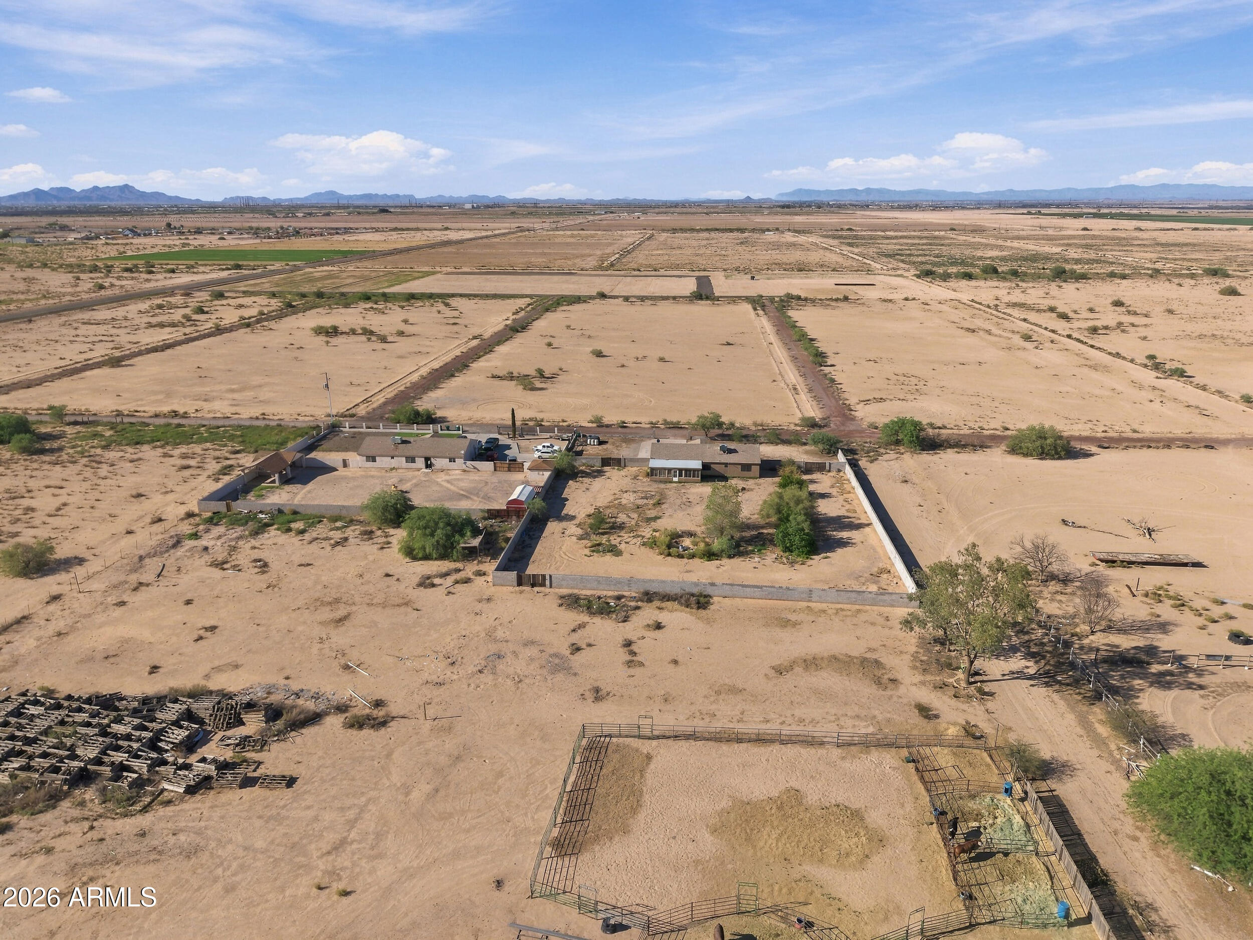 3527 East Batten Road Eloy, AZ 85131 - Photo 28 of 33 29_batten_drone_001