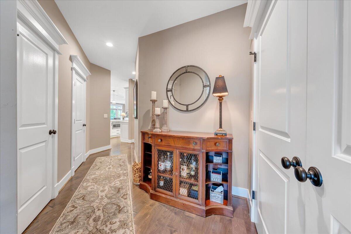 290 Sunset Pointe Drive Moneta, VA 24121 - Photo 26 of 68 036-MIB02681