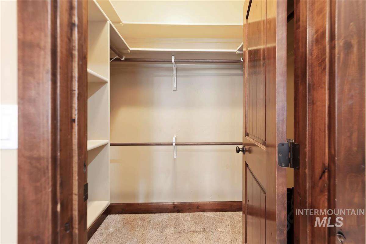 2543 West Divide Creek Street Meridian, ID 83646 - Photo 26 of 49 Walk in closet with carpet flooring
