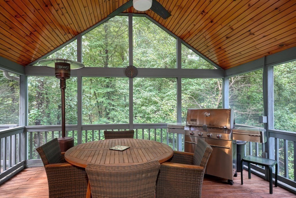74 Taylor Road Marlborough, MA 01752 - Photo 9 of 38 Gallery Image 9