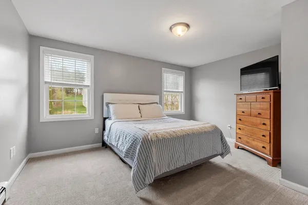$460,000 | 19 Fieldstone Drive, Gardner, MA 01440