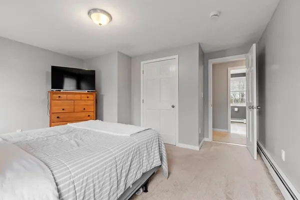 $460,000 | 19 Fieldstone Drive, Gardner, MA 01440
