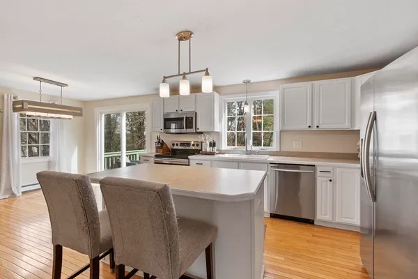 $460,000 | 19 Fieldstone Drive, Gardner, MA 01440