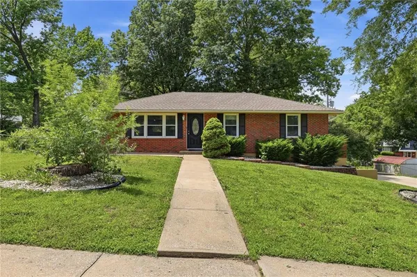 $290,900 | 8506 Maple Avenue, Kansas City, MO 64138