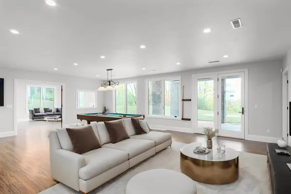 $1,799,900 | 6800 North Purdy Parkway, Appleton, WI 54913