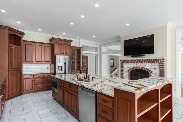 $1,799,900 | 6800 North Purdy Parkway, Appleton, WI 54913