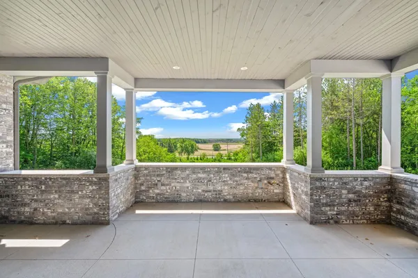 $1,799,900 | 6800 North Purdy Parkway, Appleton, WI 54913