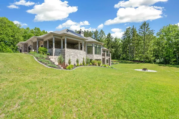 $1,799,900 | 6800 North Purdy Parkway, Appleton, WI 54913
