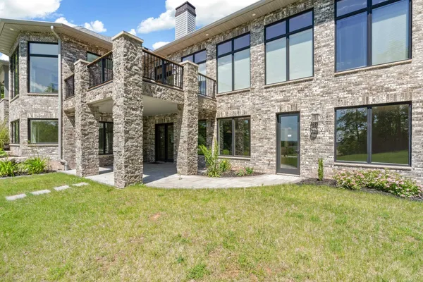 $1,799,900 | 6800 North Purdy Parkway, Appleton, WI 54913