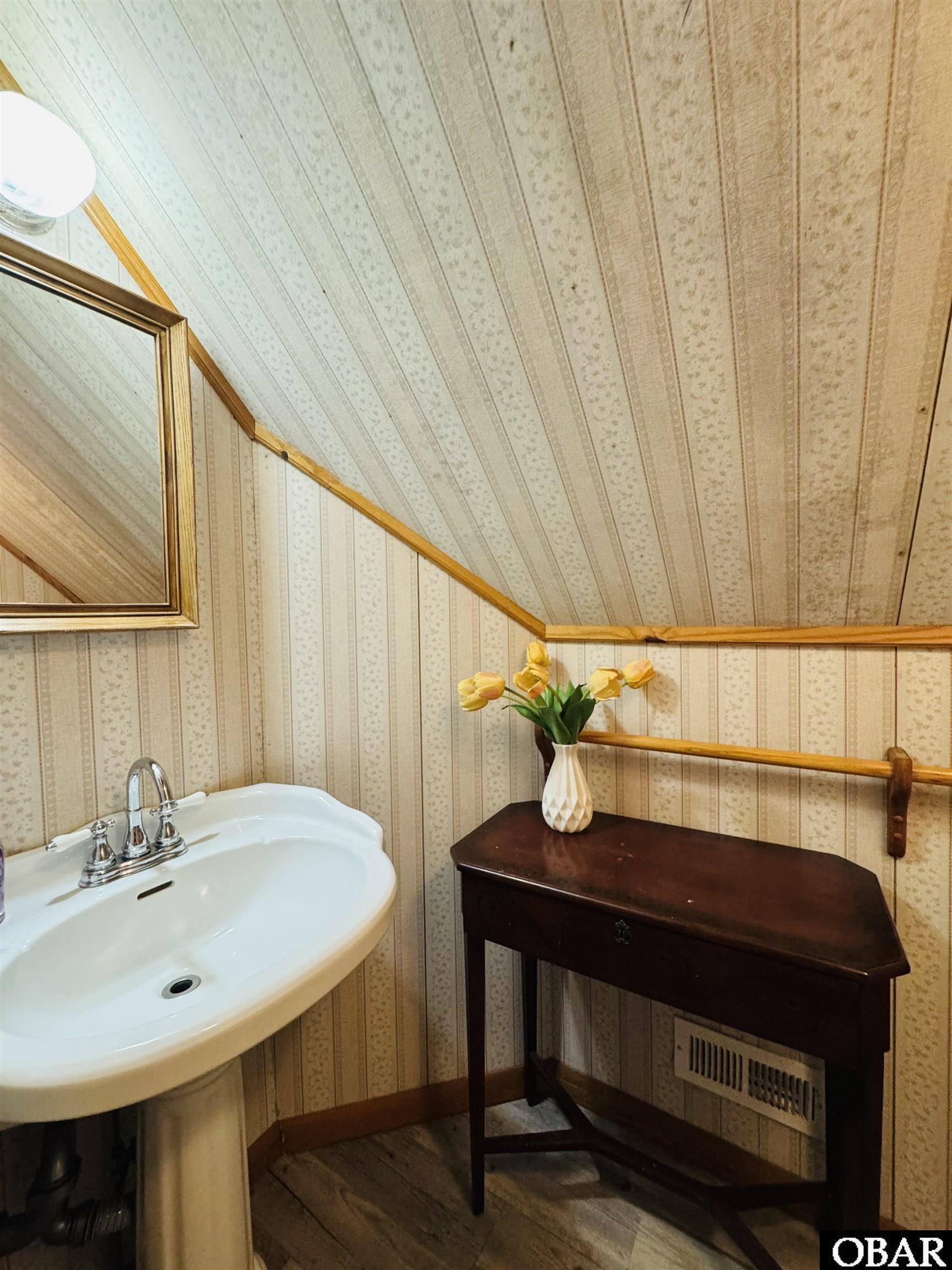 23289 Beacon Road East Rodanthe, NC 27968 - Photo 38 of 61 1/2 Bath additional