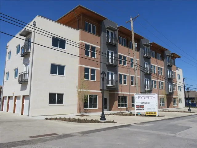 $1,420 | 928 Travis Avenue, Unit 308, Fort Worth, TX 76104