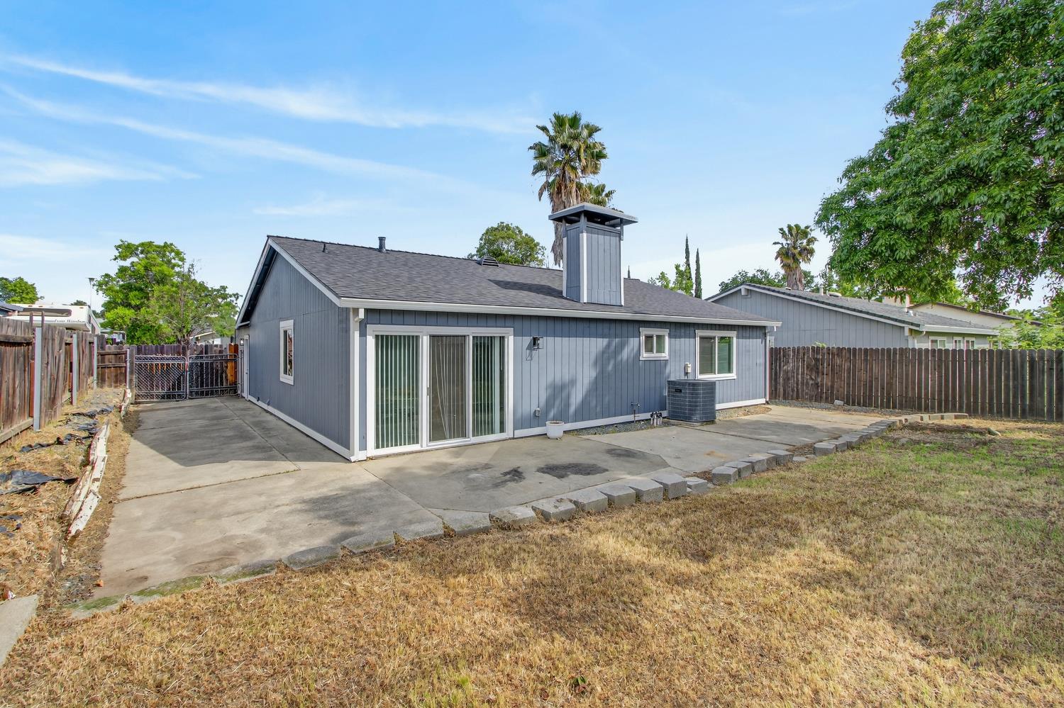 7064 Canevalley Circle Citrus Heights, CA 95621 - Photo 32 of 37