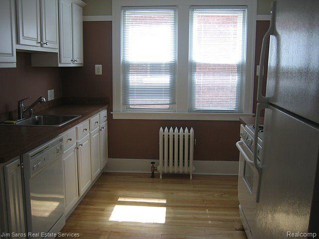 925-927 Nottingham Road Grosse Pointe Park, MI 48230 - Photo 19 of 23