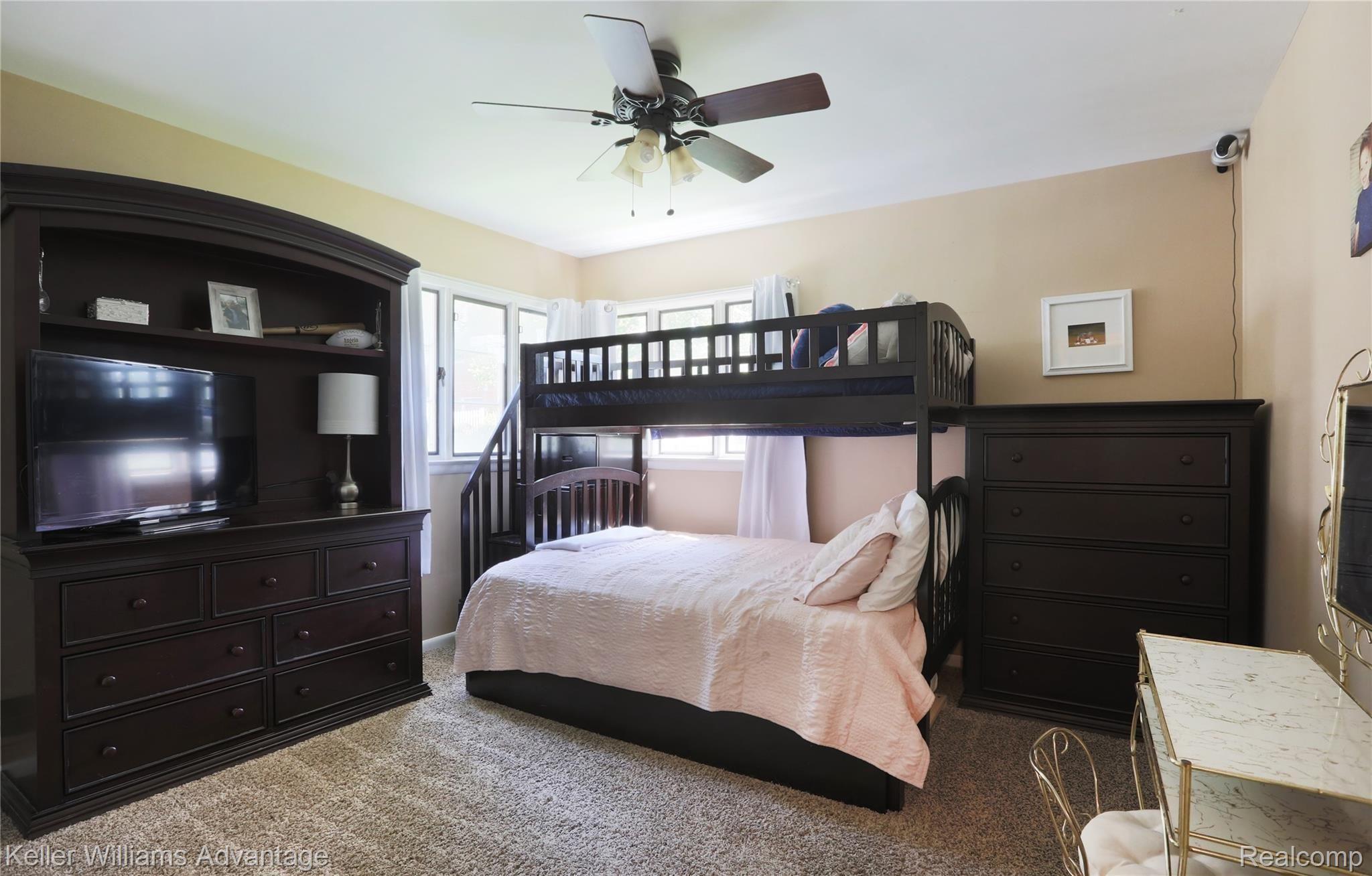 23128 Power Road Farmington, MI 48336 - Photo 19 of 27 0I0A6626.jpeg