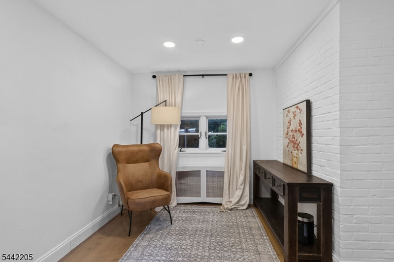 2160 Raritan Road Scotch Plains, NJ 07076 - Photo 2 of 33