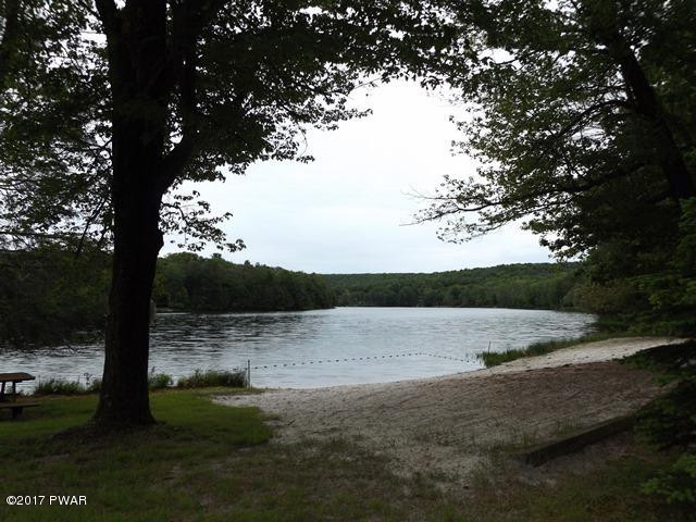 301 Lake Russell Road Newfoundland, PA 18445 - Photo 20 of 20 hoa hlake2