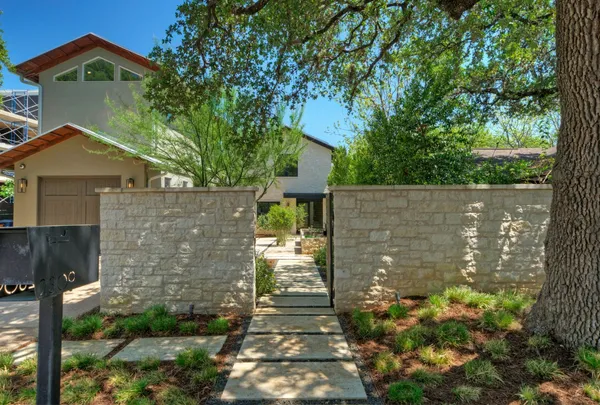 $2,500,000 | 2309 South 4th Street, Austin, TX 78704