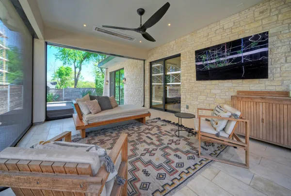 $2,500,000 | 2309 South 4th Street, Austin, TX 78704