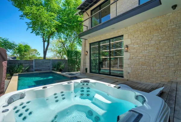 $2,500,000 | 2309 South 4th Street, Austin, TX 78704