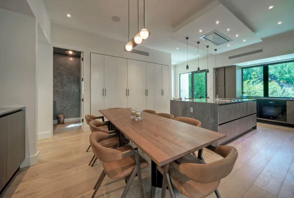 $2,500,000 | 2309 South 4th Street, Austin, TX 78704