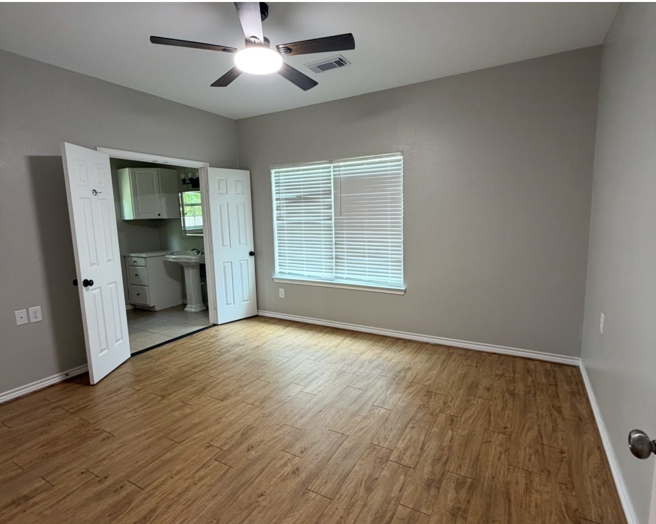 104 Longstreet Road, Unit 2 Willis, TX 77378 - Photo 9 of 16