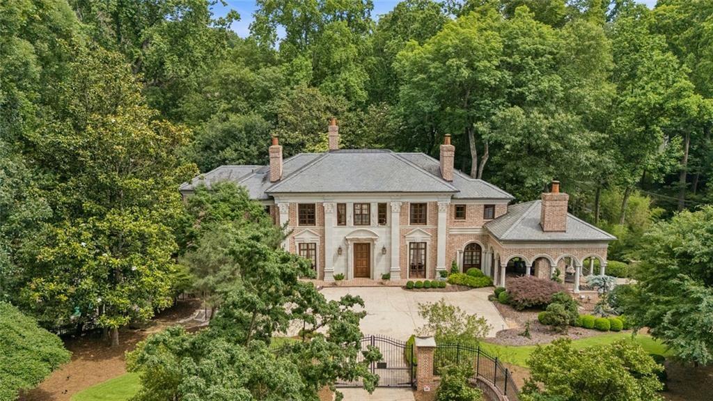 125 Blackland Road Northwest Atlanta, GA 30342 - Photo 7 of 106