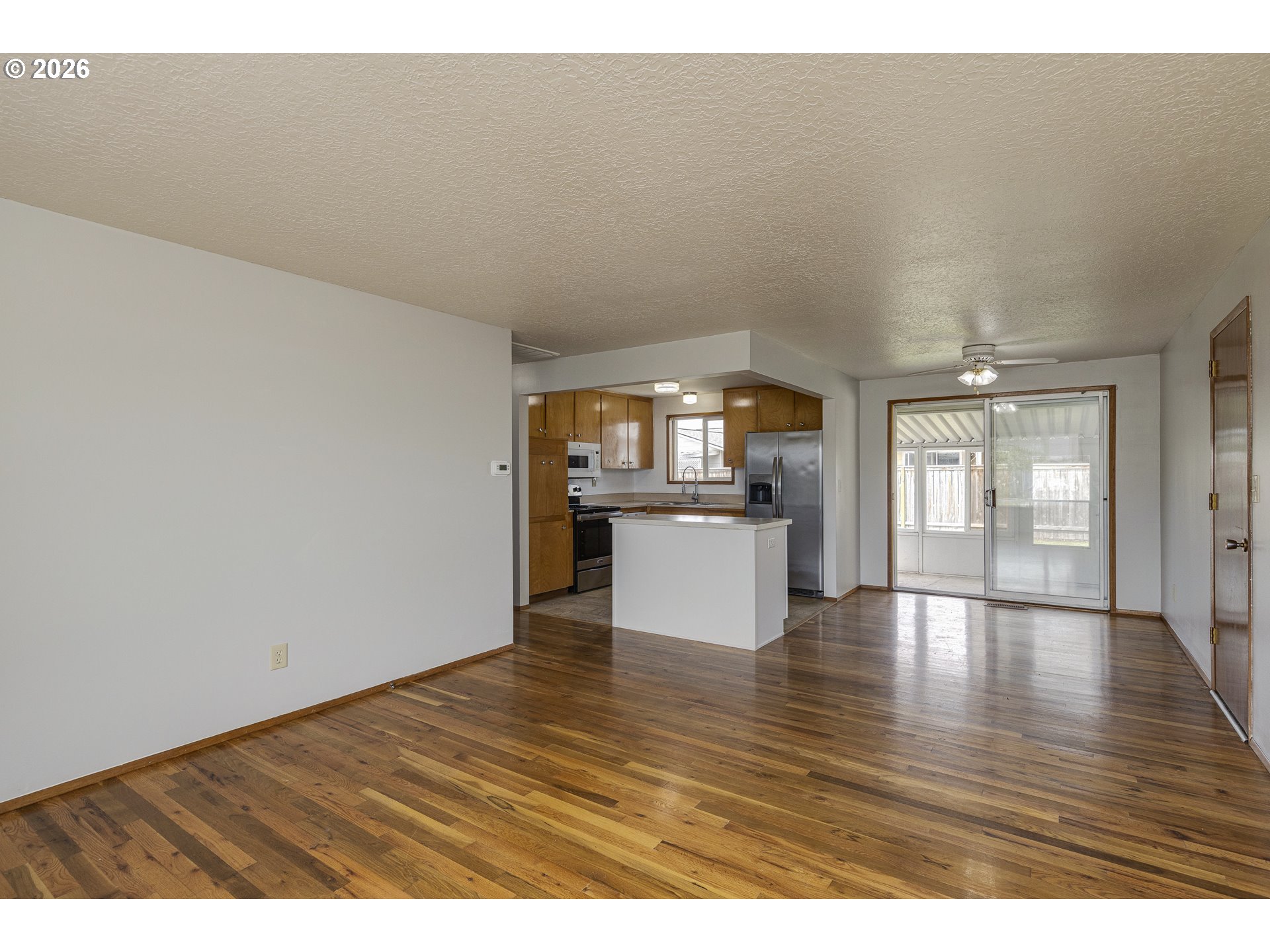 2043 Sallal Road Woodburn, OR 97071 - Photo 3 of 21