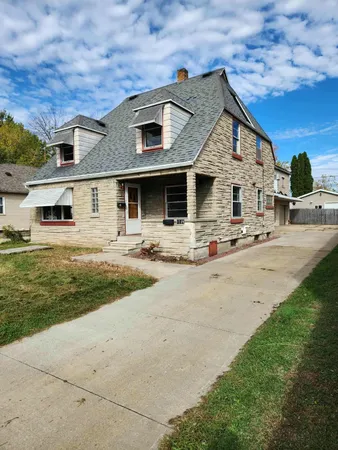 $229,000 | 716 West Bell Avenue, Appleton, WI 54914