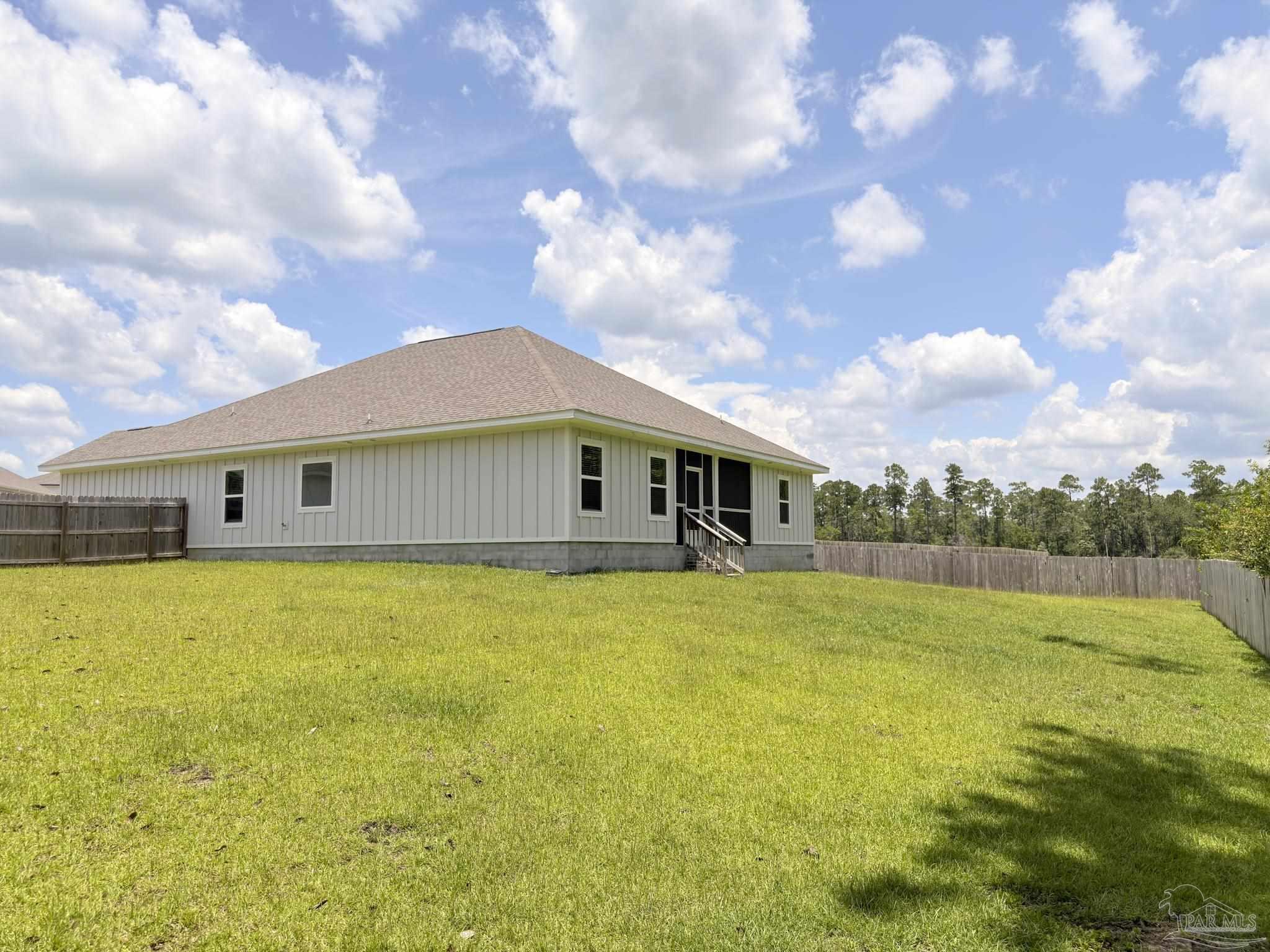 6052 Rutherford Loop Pensacola, FL 32526 - Photo 33 of 39