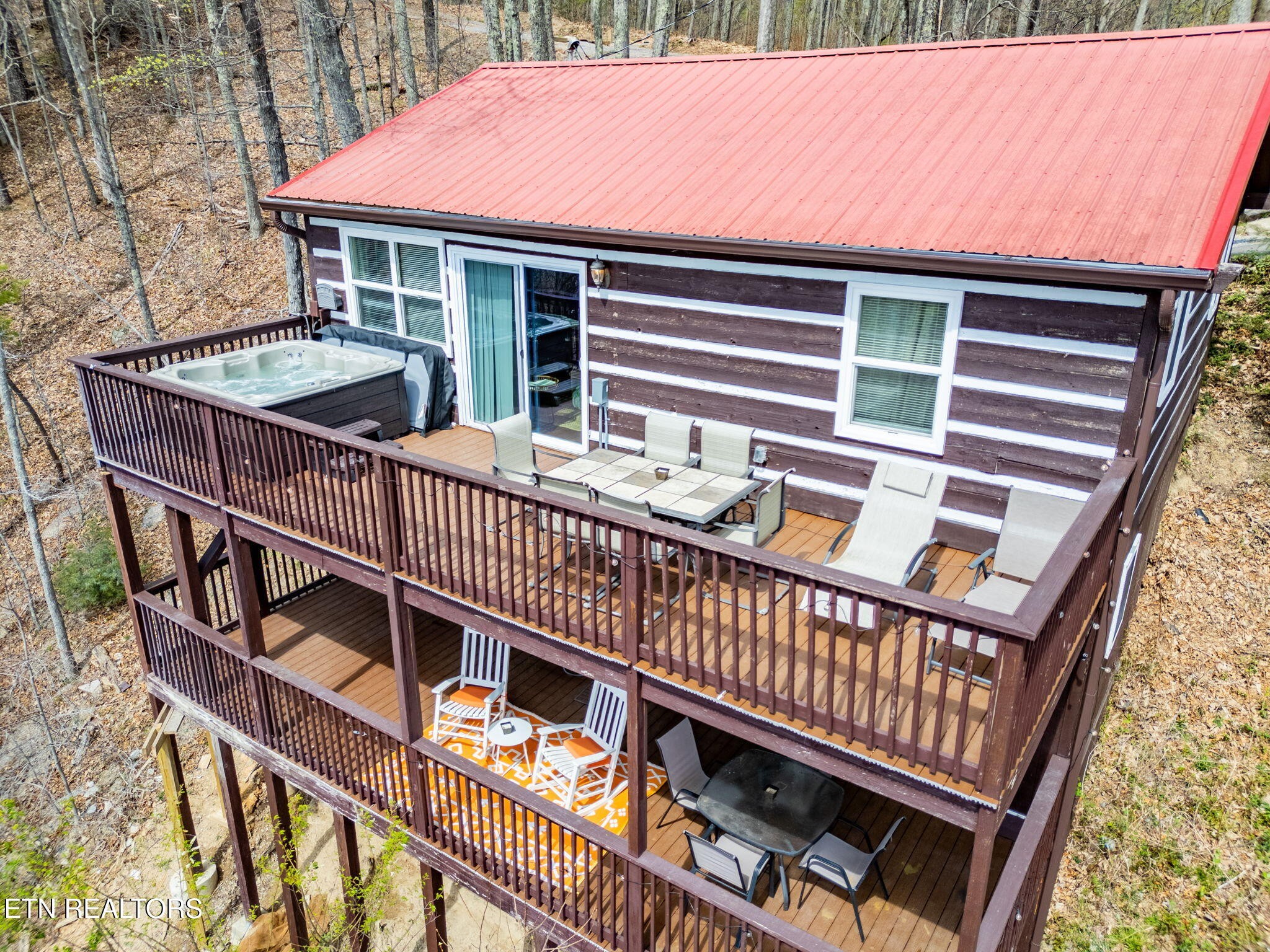 1115 Red Maple Lane Sevierville, TN 37876 - Photo 46 of 55 a balcony with table and chairs
