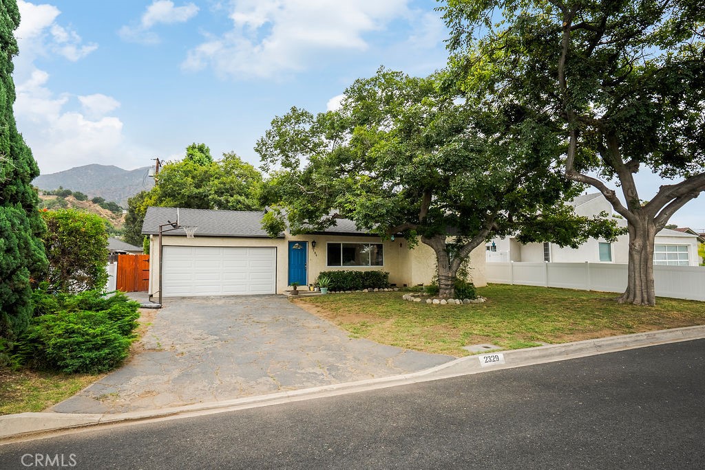 2329 Bashor Street Duarte, CA 91010 - Photo 3 of 16