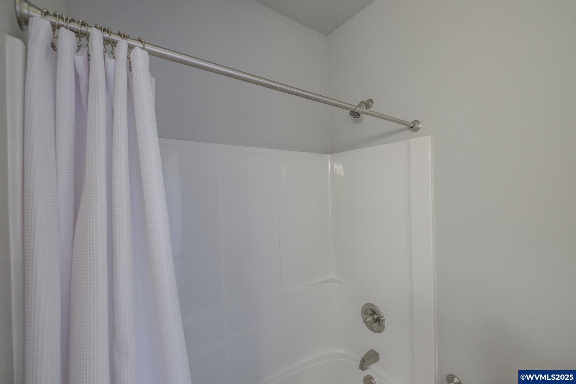 5839 Northeast Tuscan Loop Albany, OR 97321 - Photo 44 of 50 Gallery Image 44