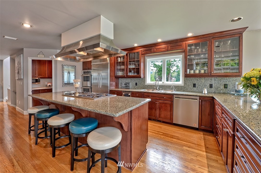 239 Friday Creek Road Bellingham, WA 98229 - Photo 15 of 40