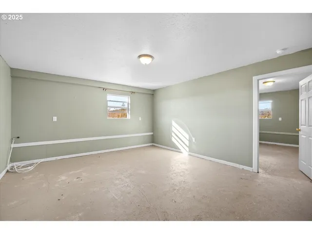 $599,000 | 557 Plat B Road, Sutherlin, OR 97479