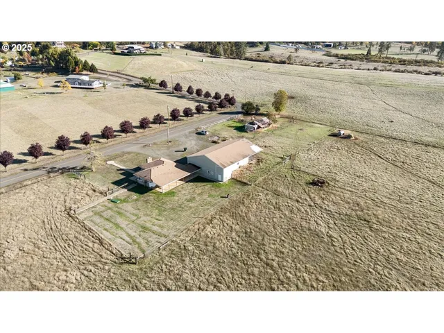 $599,000 | 557 Plat B Road, Sutherlin, OR 97479