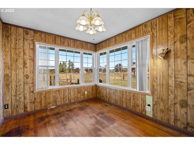 $599,000 | 557 Plat B Road, Sutherlin, OR 97479