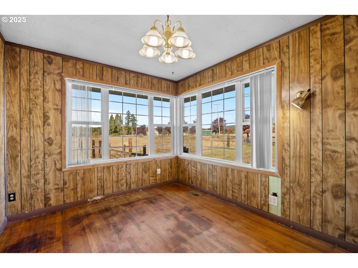 557 Plat B Road Sutherlin, OR 97479 - Photo 4 of 27