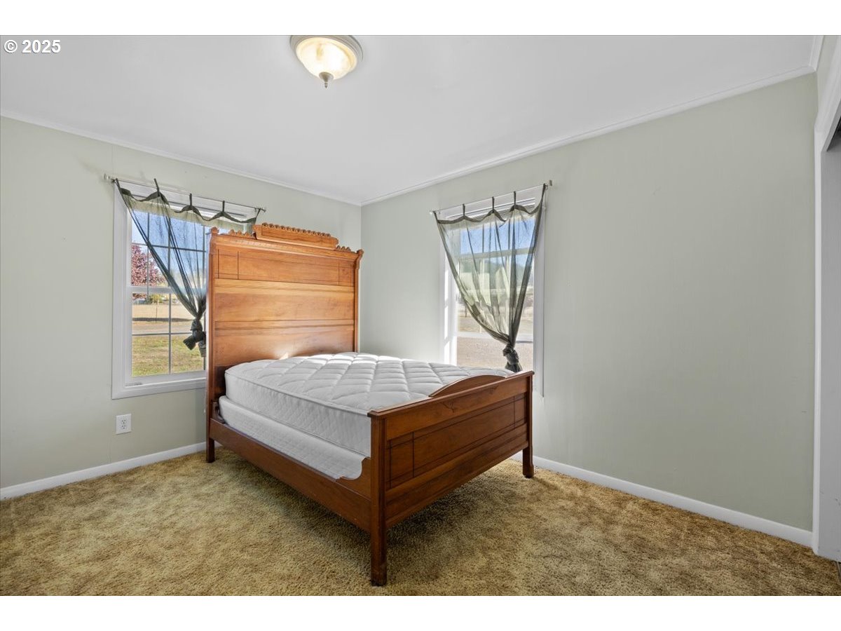 557 Plat B Road Sutherlin, OR 97479 - Photo 7 of 27