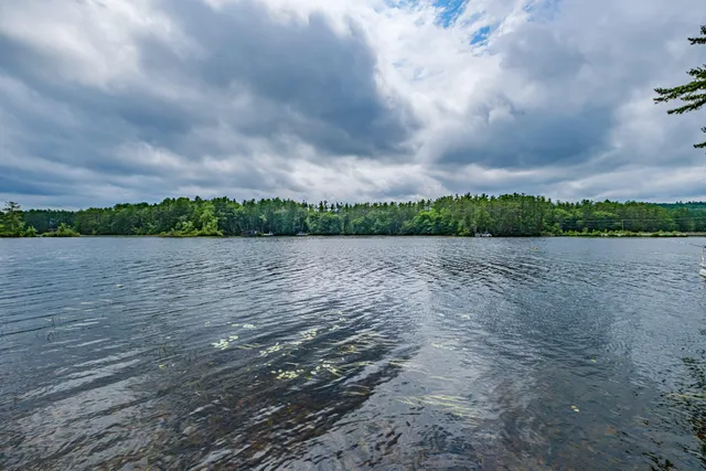 $799,000 | 158 Pine Point Road, Oxford, ME 04270