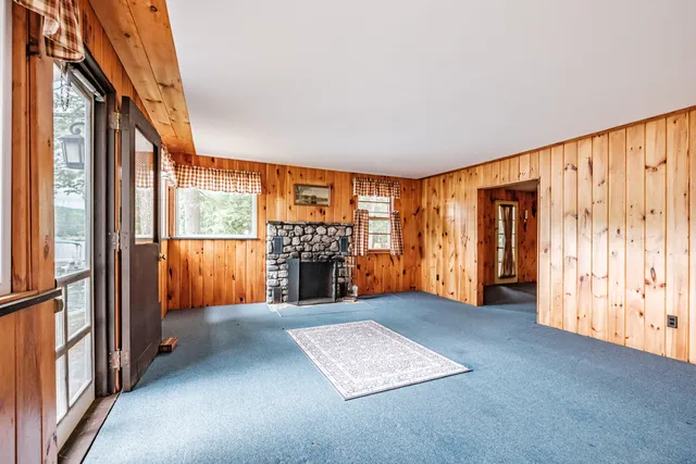 $799,000 | 158 Pine Point Road, Oxford, ME 04270