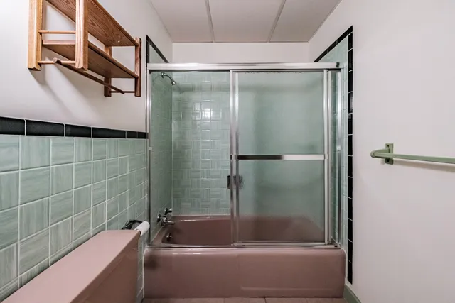 $799,000 | 158 Pine Point Road, Oxford, ME 04270