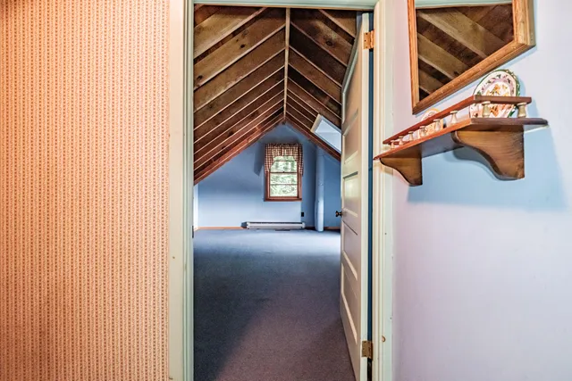 $799,000 | 158 Pine Point Road, Oxford, ME 04270