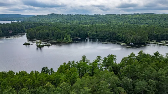 $799,000 | 158 Pine Point Road, Oxford, ME 04270