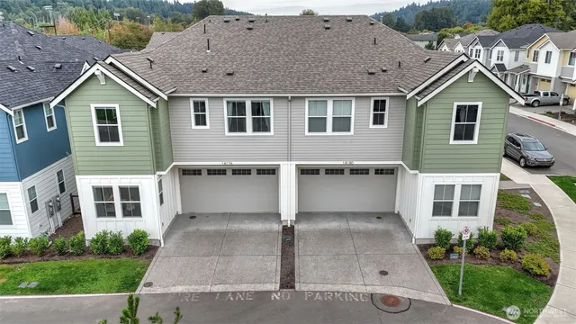 $779,995 | 14176 Southeast 153rd Place, Renton, WA 98058