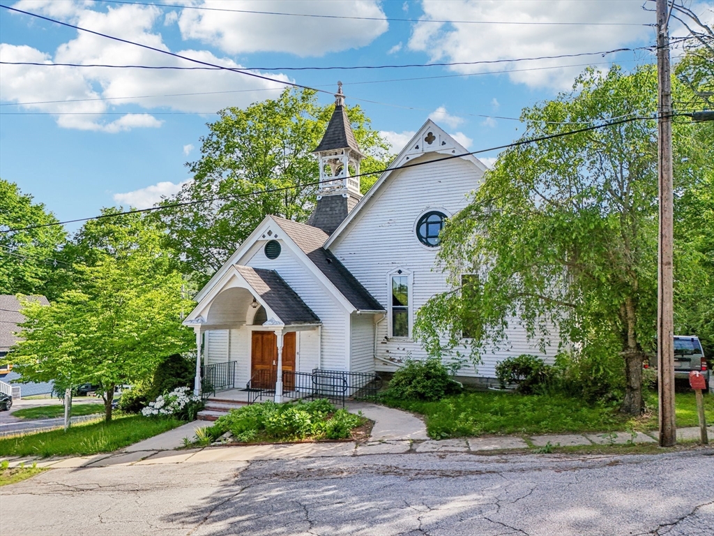 39 High Street Merrimac, MA 01860 - Photo 33 of 37