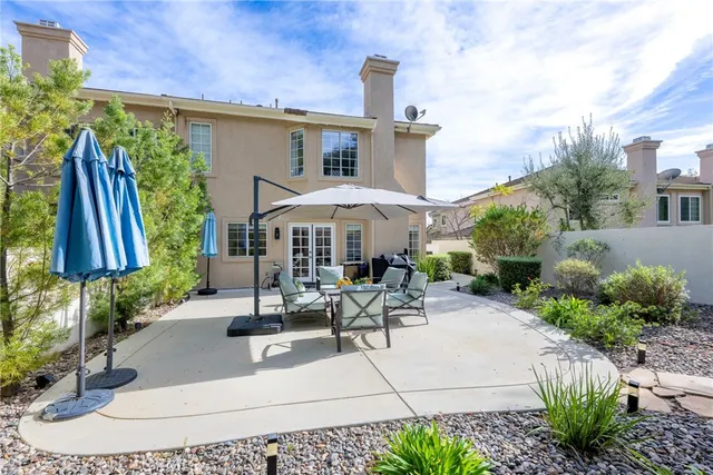 $1,075,000 | 939 Blue Mountain Circle, Westlake Village, CA 91362