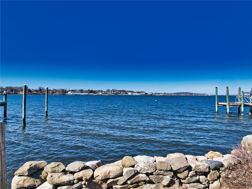 263 Riverside Drive Tiverton, RI 02878 - Photo 13 of 49